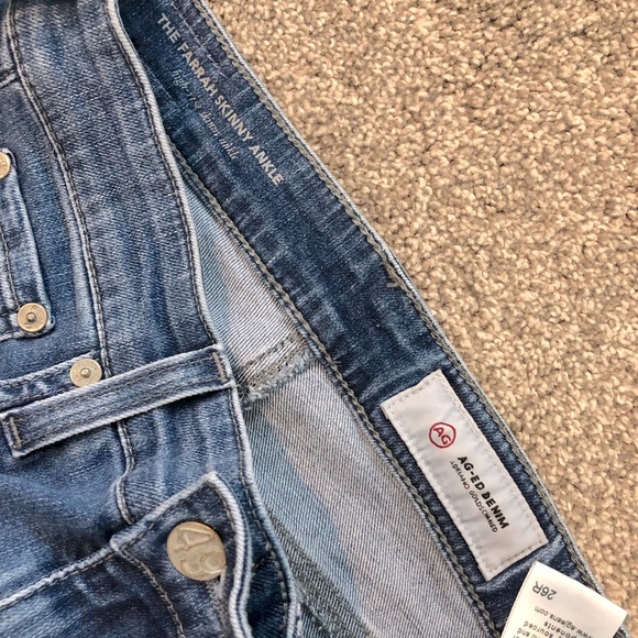 *** SOLD *** AG Farrah Skinny Fringe Hem - Picture 2 of 3